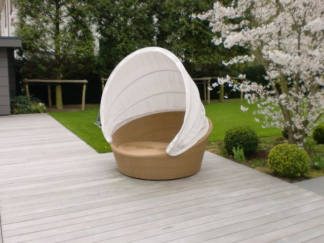 Holzterrassen und Holzfliesen